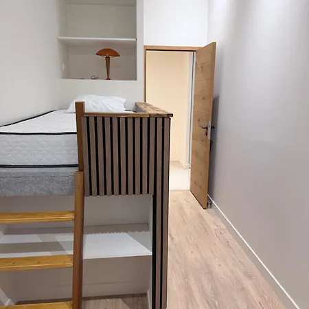 Apartment Charmant Appartement *