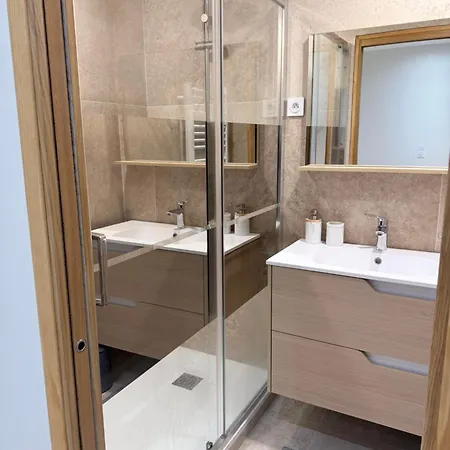 Charmant Appartement * Neuville-sur-Saone